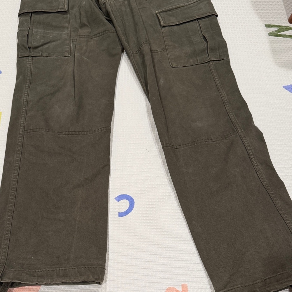 Vans Men's Olive Cargo Pants - Picture 2 of 4
